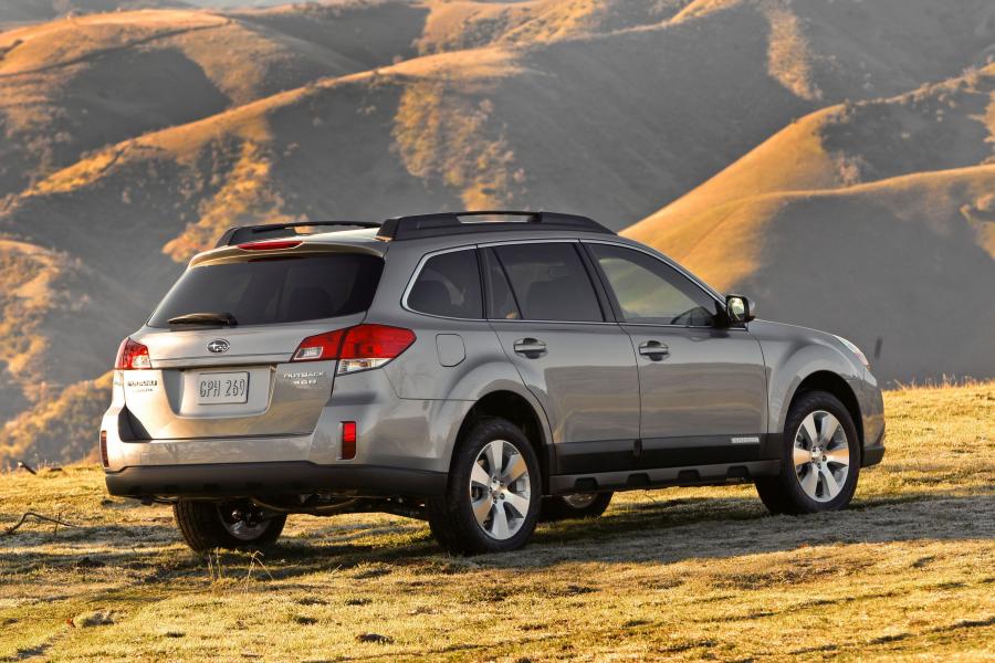  Subaru Outback 2010 года  (фото 56 из 79)